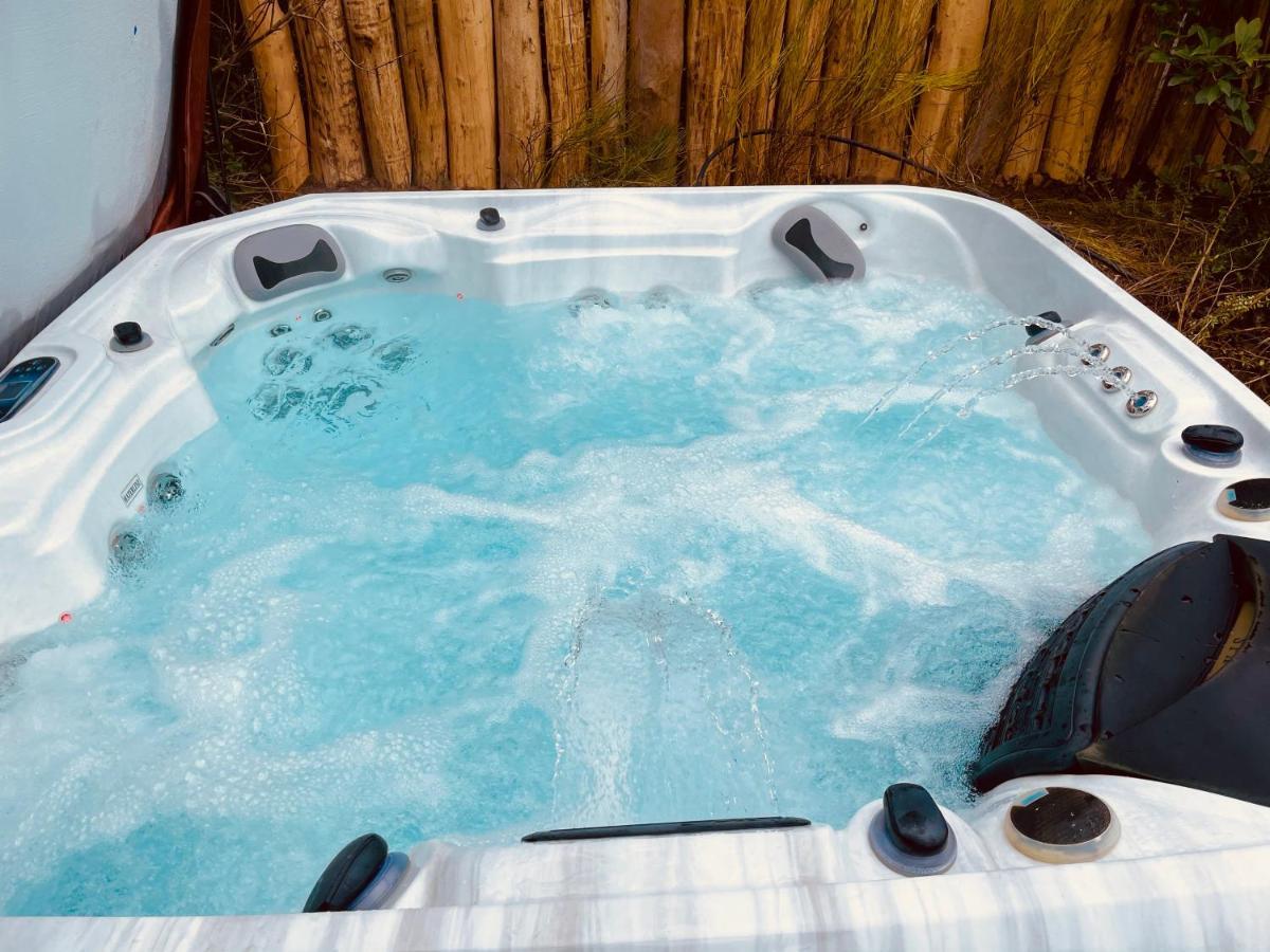 Wooden Prémium Jacuzzival Appartamento *
